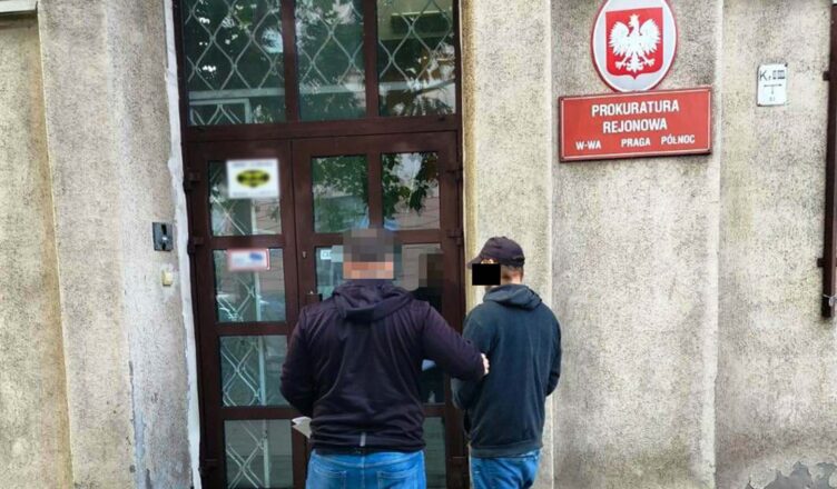 MIESZKANIEC PRAGI PÓŁNOC Z DZIEWIĘCIOMA ZARZUTAMI ZA PODPALENIA