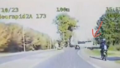 16-LATEK BEZ UPRAWNIEŃ NIE ZATRZYMAŁ SIĘ DO KONTROLI – ZOSTAŁ ZATRZYMANY PRZEZ POLICJANTÓW Z GRUPY SPEED