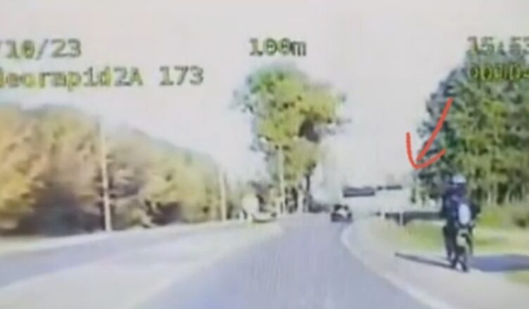 16-LATEK BEZ UPRAWNIEŃ NIE ZATRZYMAŁ SIĘ DO KONTROLI – ZOSTAŁ ZATRZYMANY PRZEZ POLICJANTÓW Z GRUPY SPEED