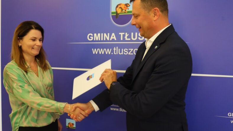 Dzień Edukacji Narodowej- nagrody Burmistrza Tłuszcza
