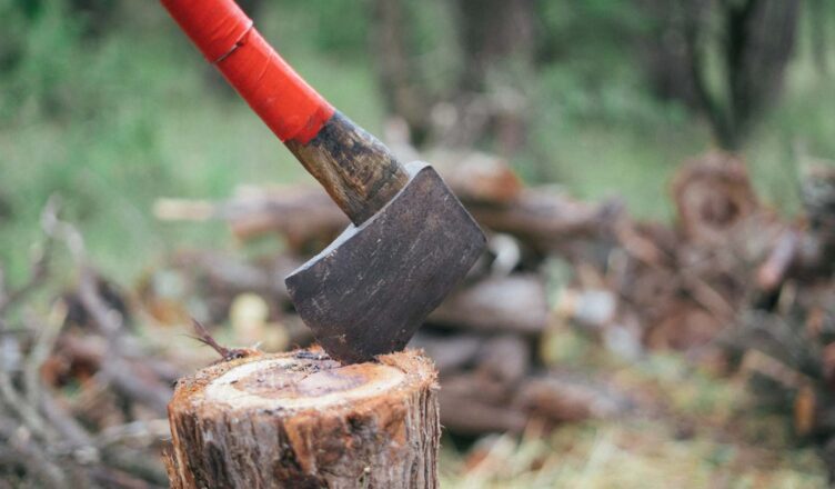 CHCIELI UKRAŚĆ SIEKIERY. ZOSTALI PRZYŁAPANI PRZEZ PRACOWNIKÓW SKLEPU
