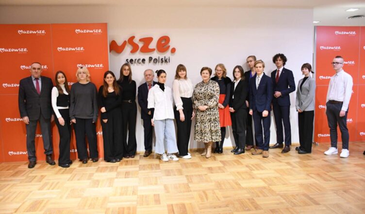 Najlepsi maturzyści na Mazowszu z nagrodami