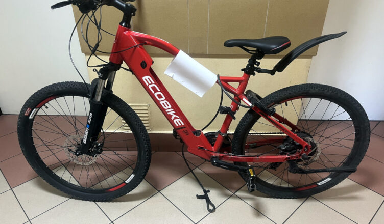 POLICJA SZUKA WŁAŚCICIELI ROWERÓW