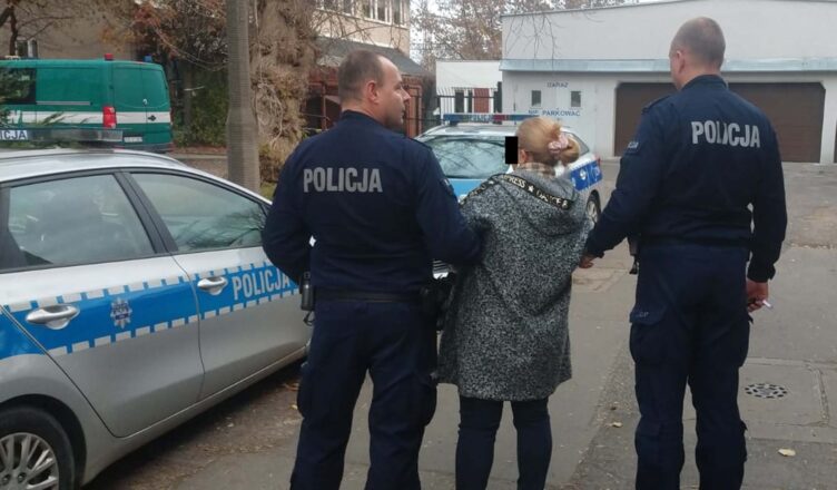 ZABRAŁA PIENIĄDZE Z KASETKI HARCERZY