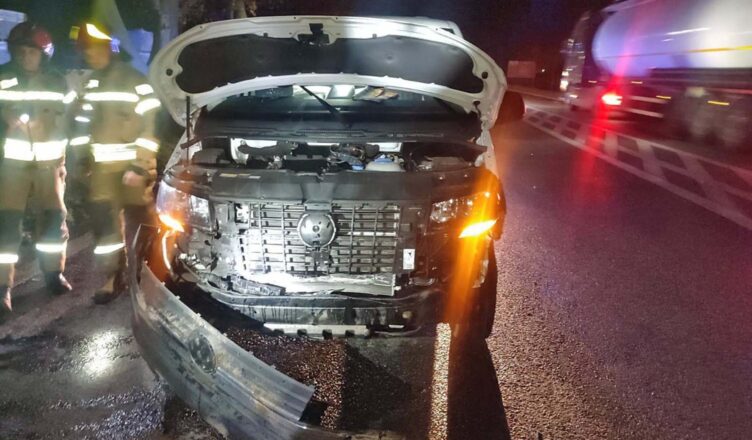 BUS UDERZYŁ W DZIKI NA DK92