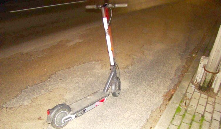 NIETRZEŹWY KIEROWAŁ ELEKTRYCZNĄ HULAJNOGĄ