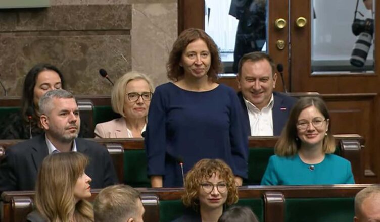 Krótsze kolejki do lekarzy to mój priorytet - deklaruje Joanna Wicha w rozmowie z Barbarą Wiśniowską