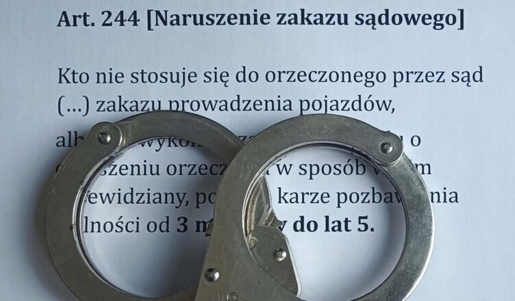 40-latek wsiadł za kierownicę mimo trzech sądowych zakazów. Wpadł dzięki czujnemu oku ciechanowskich mundurowych