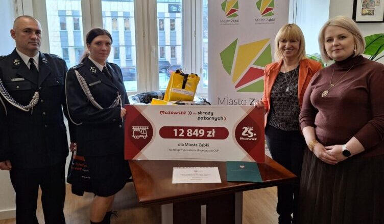 Kolejny sprzęt przekazano na ręce strażaków z OSP Ząbki