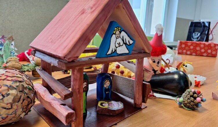 Ząbki - konkurs Burmistrza na EKO-OZDOBĘ choinkową rozstrzygnięty!