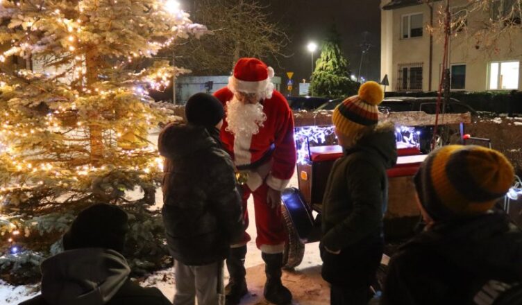 Święty Mikołaj odwiedził Tłuszcz