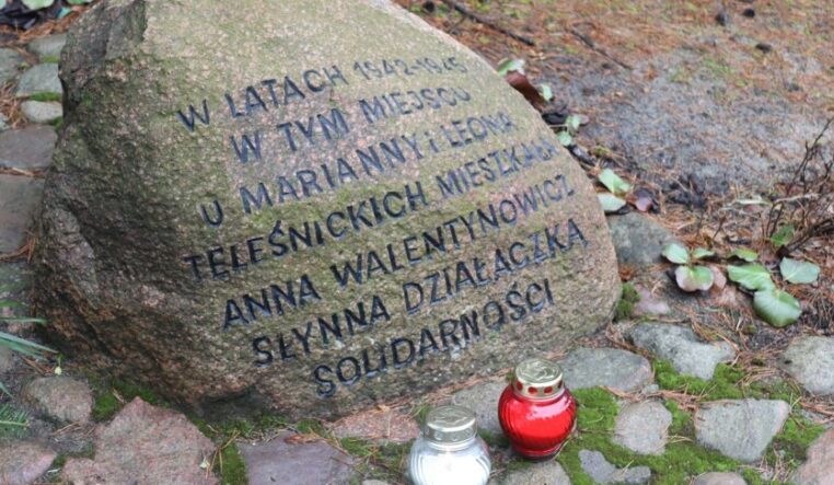 Tłuszcz - …w tym miejscu mieszkała Anna Walentynowicz