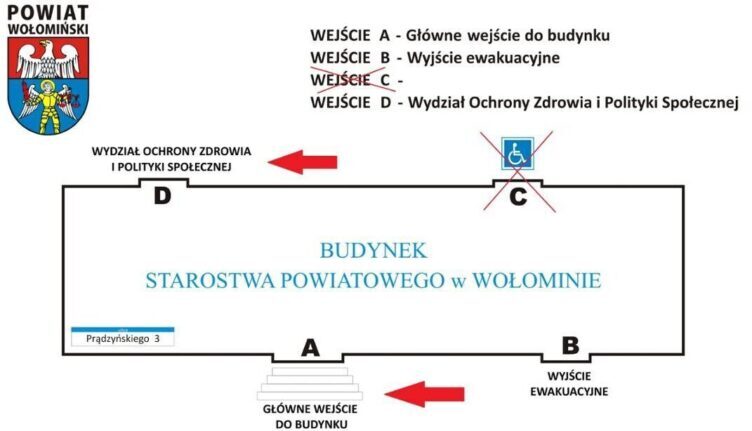 Zamknięte wejście do budynku Starostwa, przy ul. Prądzyńskiego 3 od strony Sądu Rejonowego w Wołominie