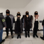 W okresie przedświątecznym kieszonkowcy nie próżnują. Policjanci WWP depczą im po piętach