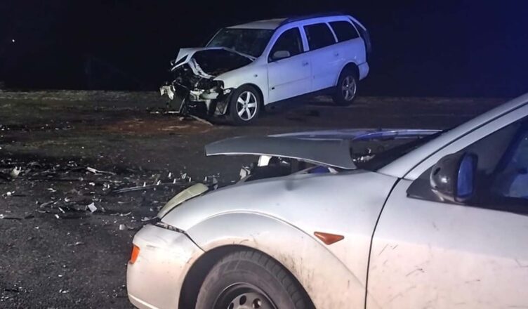 Kierujących prowadził pomimo sądowego zakazu, a na dodatek z nogą w gipsie