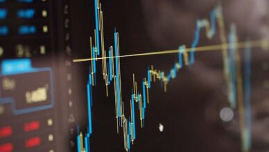 Internetowa oferta szybkiego i łatwego zysku zachęca do zainwestowania pieniędzy? 64-latka straciła ponad 81 tys. zł