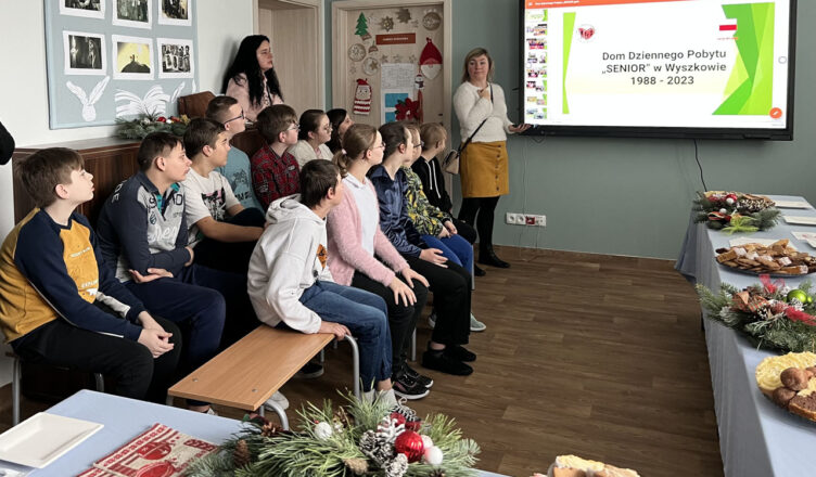 Niezwykły dzień w Szkole Podstawowej im. Marii Konopnickiej w Radzyminie dzięki Seniorom z Wyszkowa