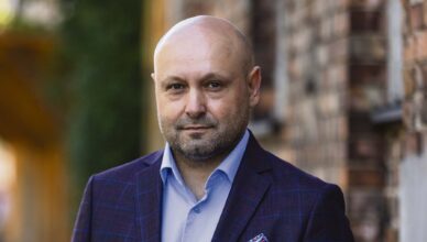 Sylwester Jagodziński, prowadzący stronę FB: Wołomin - nieoficjalna strona miejska:Kto w kwietniu wygra wybory na burmistrza Wołomina