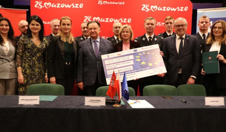 OSP Serock i Wieliszew z nowymi wozami strażackimi dzięki wsparciu UE