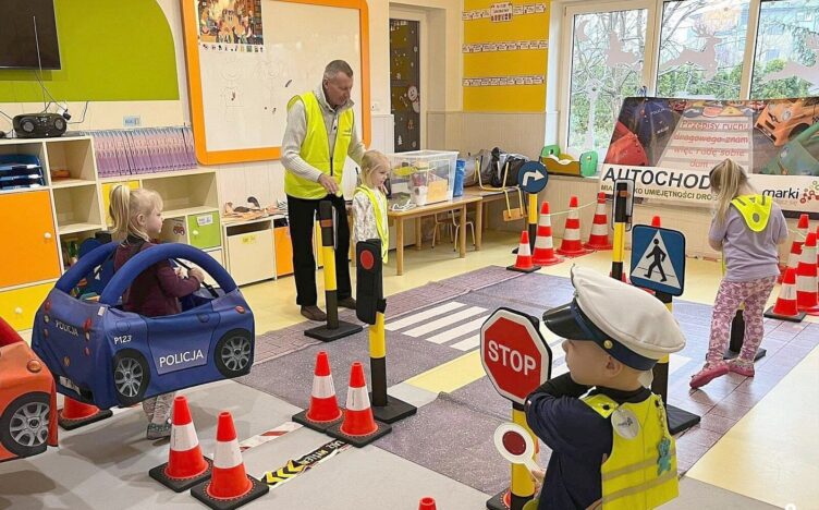 Marki - Bezpieczeństwo w ruchu drogowym z autochodzikiem