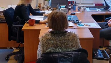 5 lat znęcała się nad 92-letnią matką