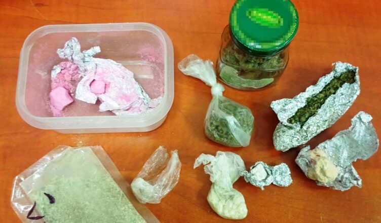 Pijany uciekał przed policjantami