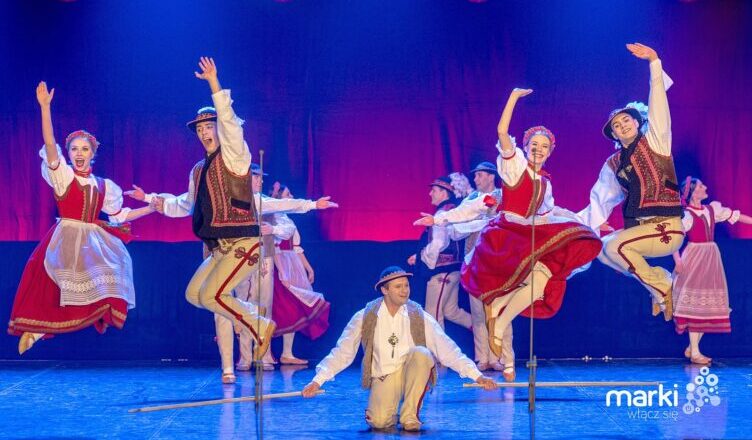Marki - widowiskowy koncert zespołu Mazowsze