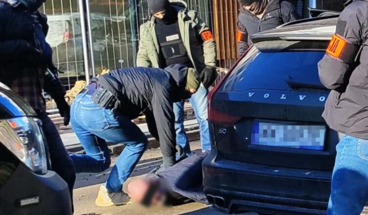 Czterech zatrzymanych do sprawy handlu narkotykami