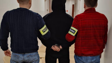 Oszukiwali klientów oferując do sprzedaży produkty lecznicze i ezoteryczne