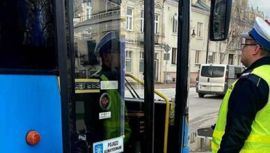 Autobus w takim stanie technicznym nie miał prawa jechać dalej!