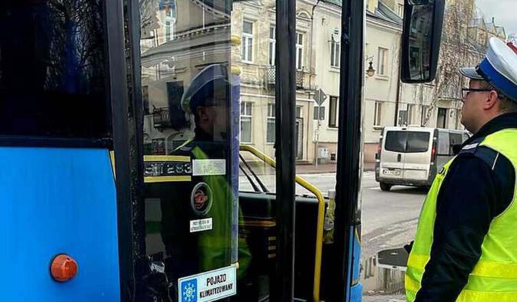 Autobus w takim stanie technicznym nie miał prawa jechać dalej!