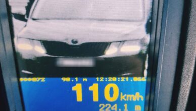 Tłumaczenie „już zwalniałem” nie pomogło. 23-latek stracił prawo jazdy