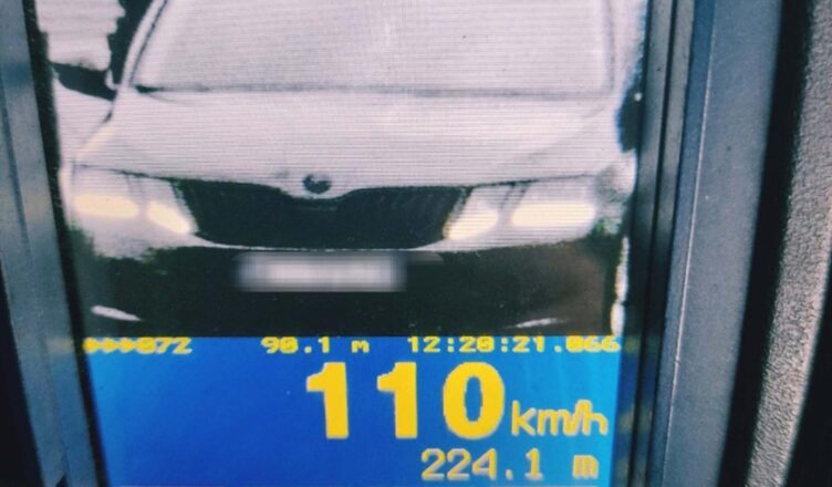 Tłumaczenie „już zwalniałem” nie pomogło. 23-latek stracił prawo jazdy