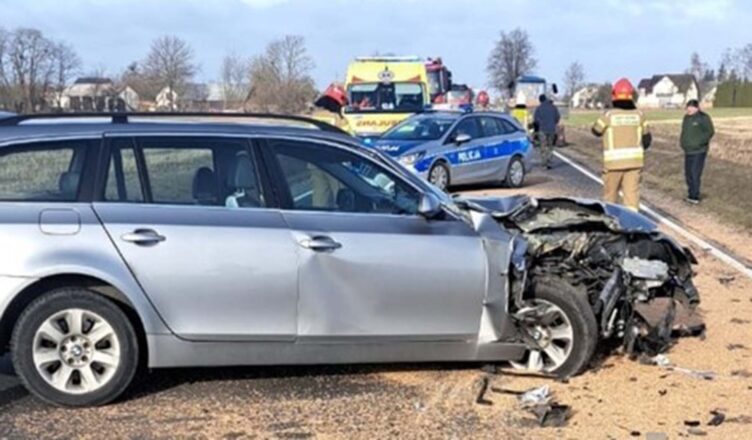 Mając prawie 3 promile i sądowy zakaz prowadzenia pojazdów doprowadził do niebezpiecznej kolizji