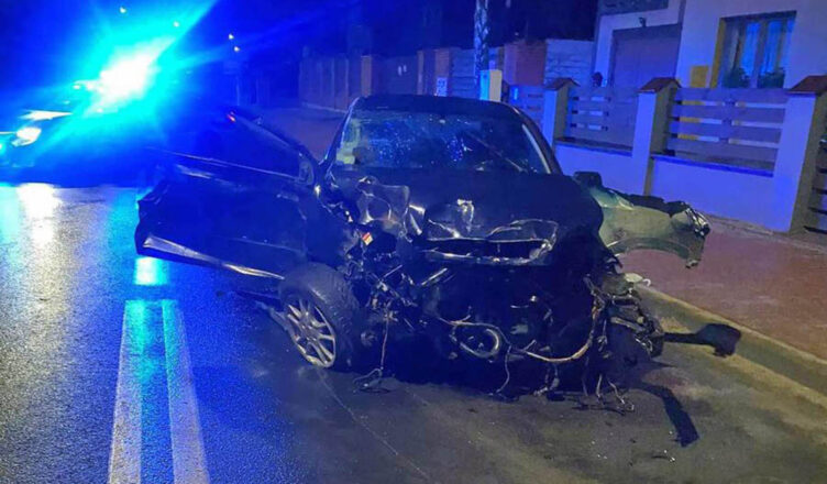 Z promilami we krwi staranował ogrodzenie