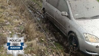 Zatrzymani po pościgu. Kierowca odpowie za niezatrzymanie się do kontroli i kierowanie pod wpływem alkoholu