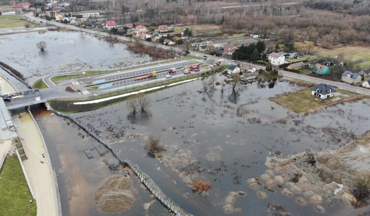 Czy budowane muzeum w Ossowie jest zagrożone podtopieniem?