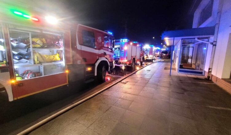 Pożar stolarni w Kobyłce