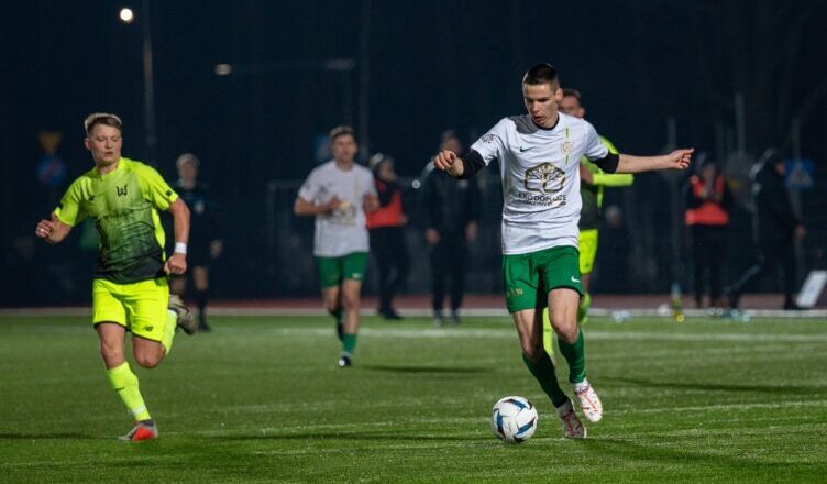 Lider przyjeżdża do Marek