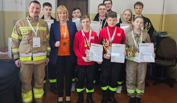 Ząbkowskie Eliminacje do Ogólnopolskiego Turnieju Wiedzy Pożarniczej "Młodzież Zapobiega Pożarom"