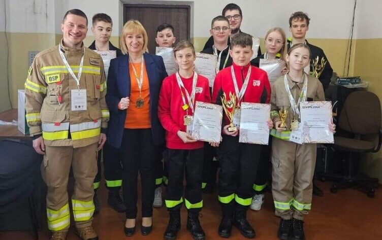 Ząbkowskie Eliminacje do Ogólnopolskiego Turnieju Wiedzy Pożarniczej "Młodzież Zapobiega Pożarom"