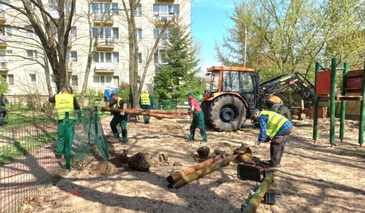 Zielonka - rusza budowa nowego placu zabaw w osiedlu Żabia