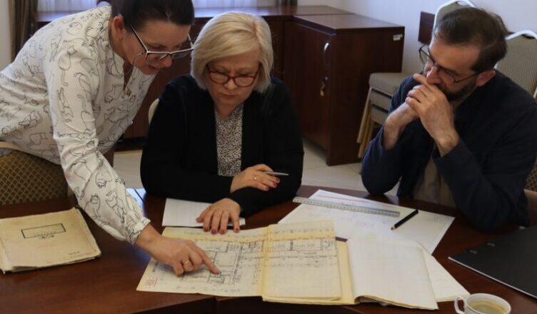 Tłuszcz - Rozbudowa Zespołu Szkół w Kozłach