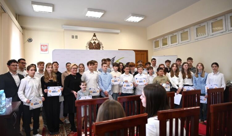 Kobyłka - wręczenie nagród i stypendiów sportowych za 2023 rok