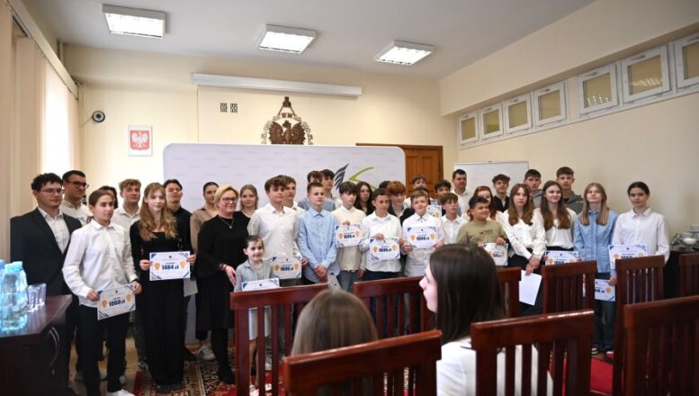 Kobyłka - wręczenie nagród i stypendiów sportowych za 2023 rok