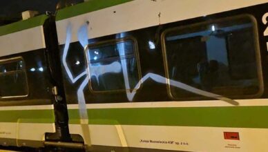 Odpowiedzą za graffiti na pociągu