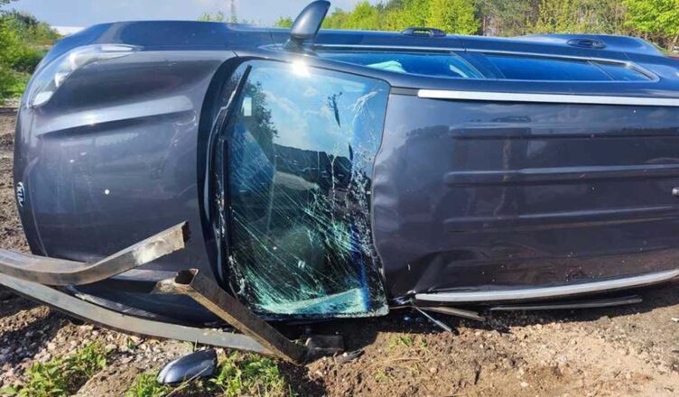 Nieustąpienie pierwszeństwa przejazdu przyczyną zdarzenia drogowego