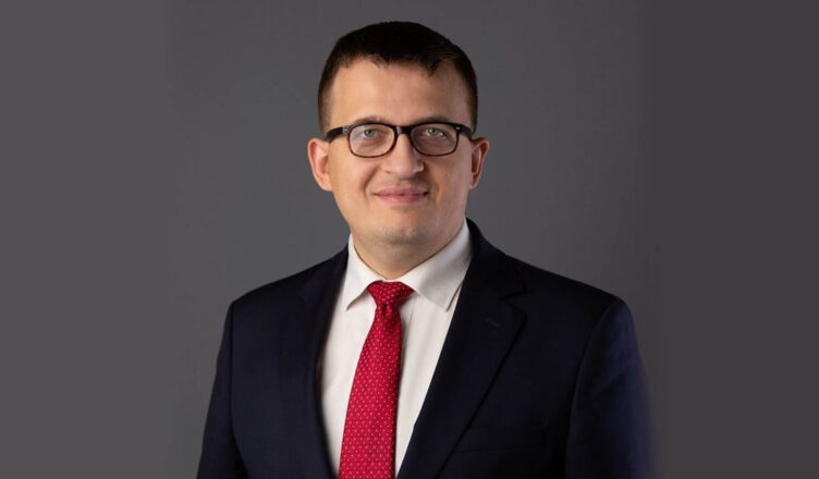 Krzysztof Chaciński wygrywa II turę w Radzyminie