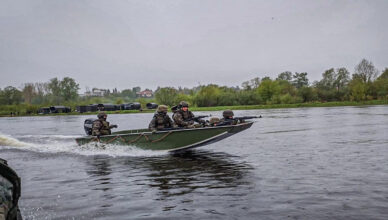 Szkolenie kadetów pod okiem saperów