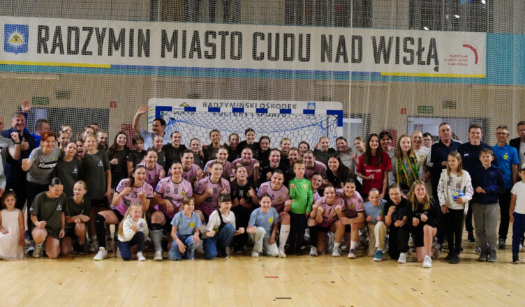 Szczypiornistki niepokonane